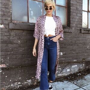 SWAY AND CAKE
LONG KUMI KIMONO ROBE - BLUSH LEOPARD - NWOT